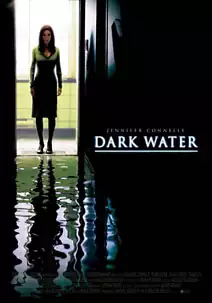 Dark water (La huella)